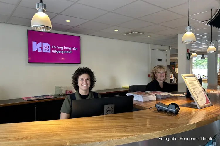 De kassa van het Kennemer Theater weer geopend voor publiek