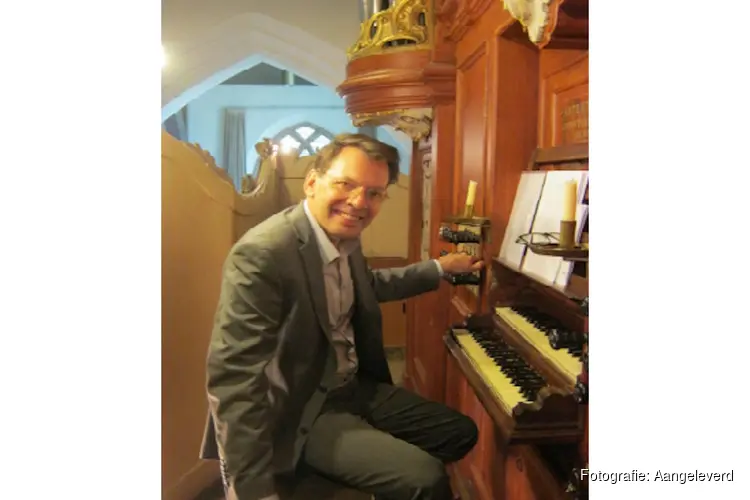 Orgelconcert Grote Kerk Beverwijk van de befaamde organist Frank van Wijk