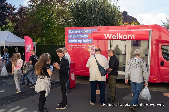 ‘Laat geen geld liggen’-camper komt naar Beverwijk