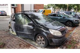 Onderzoek naar brandstichting personenauto