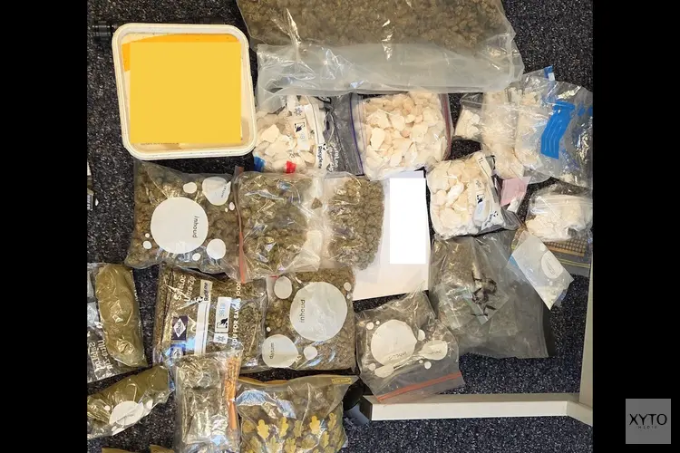 Burgemeester Verkleij sluit woning aan Kuenenplein na vondst drugs en wapens