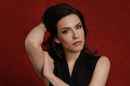 Musicalster Renée van Wegberg e.a. in List, Shaffy & Piaf